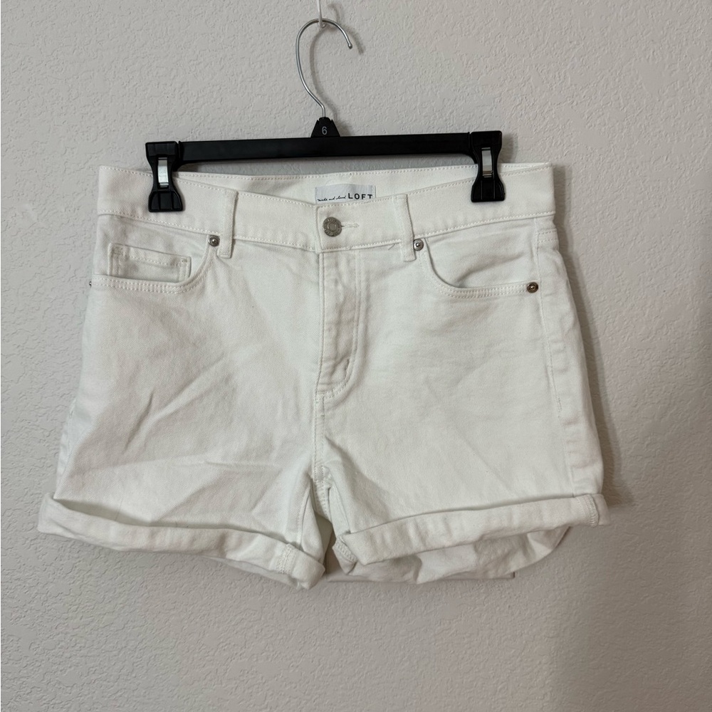 LOFT White Denim Shorts Rolled Hem Classic Summer Jean Shorts Size 26 / 2